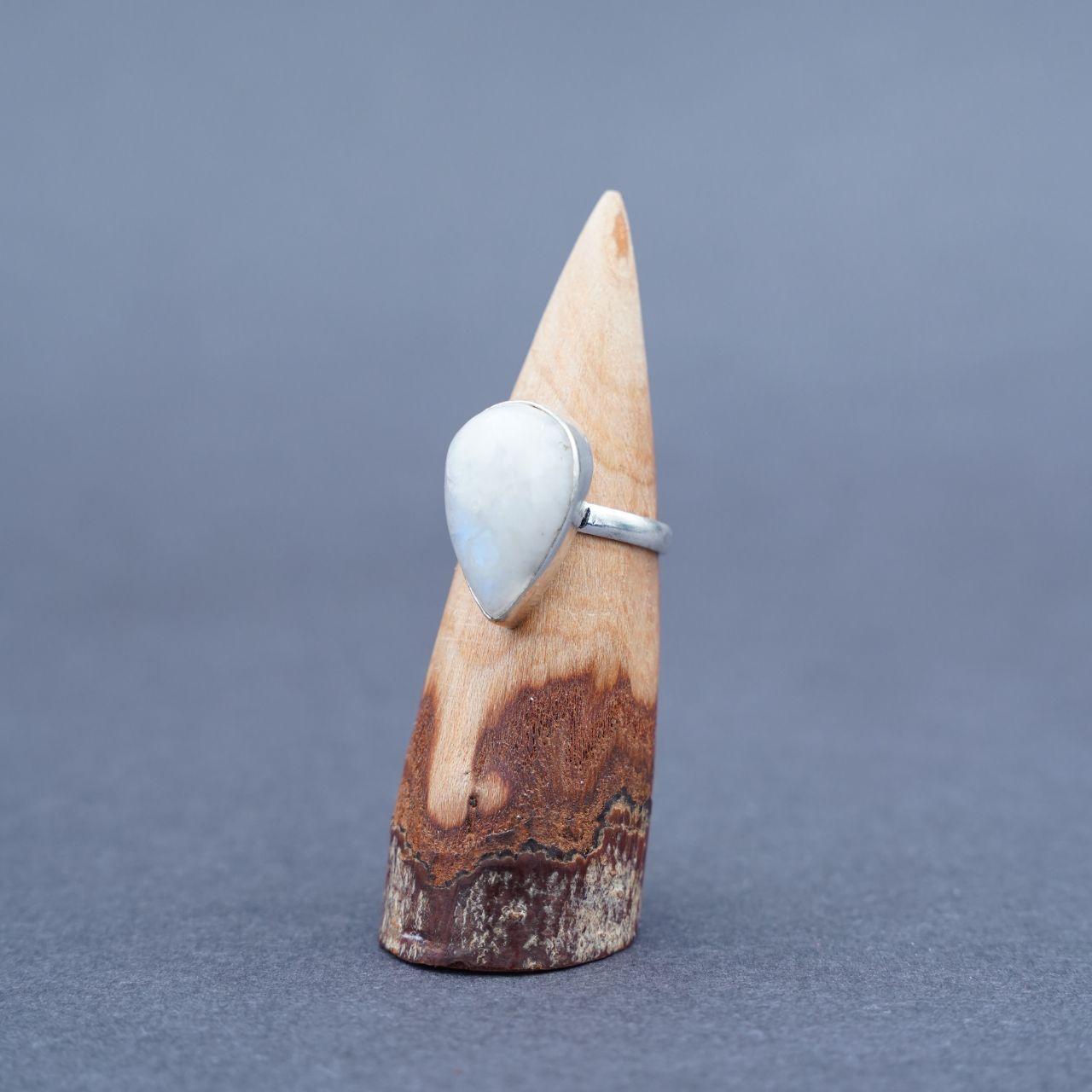 Silver Plated Moonstone Gemstone Ring Size Q