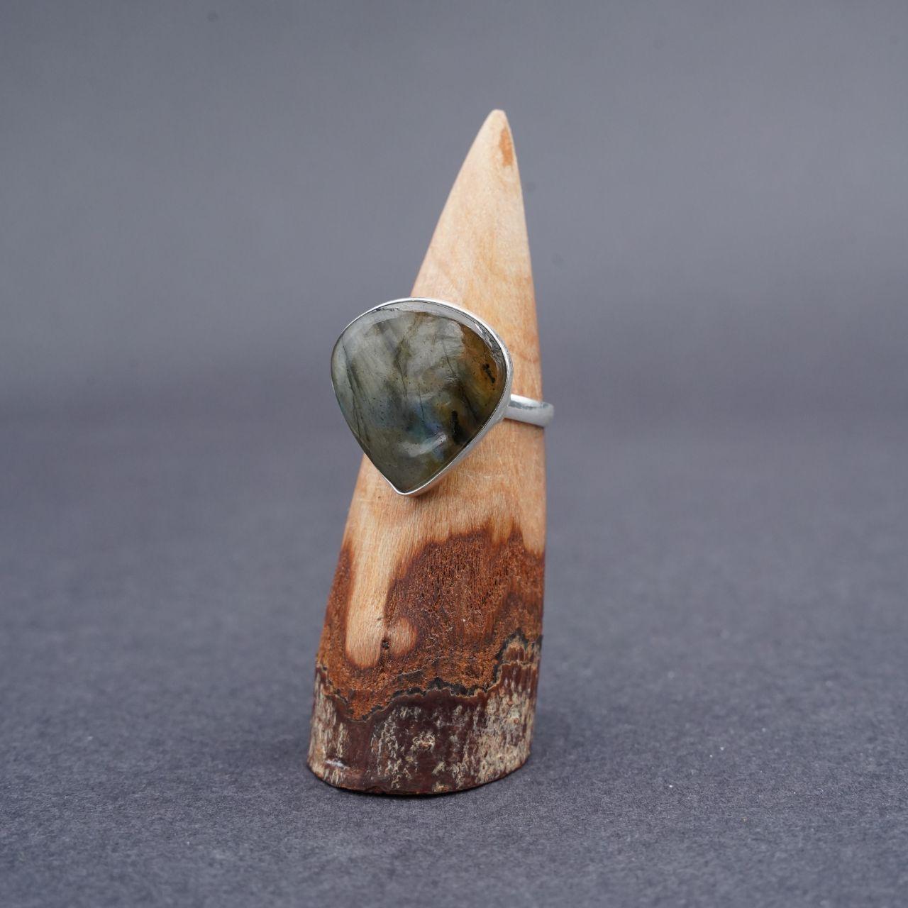 Silver Plated Labradorite Gemstone Ring Size Q