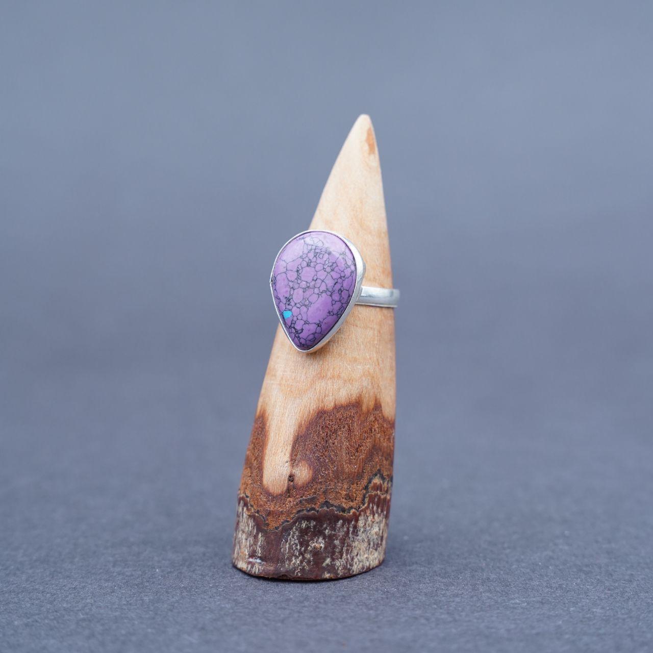 Silver Plated Purple Turquoise Gemstone Ring Size N1/2