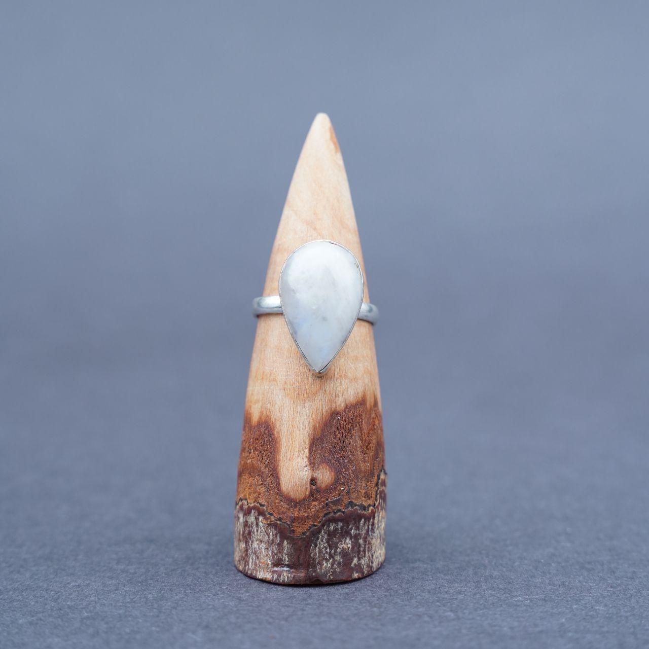 Silver Plated Moonstone Gemstone Ring Size Q